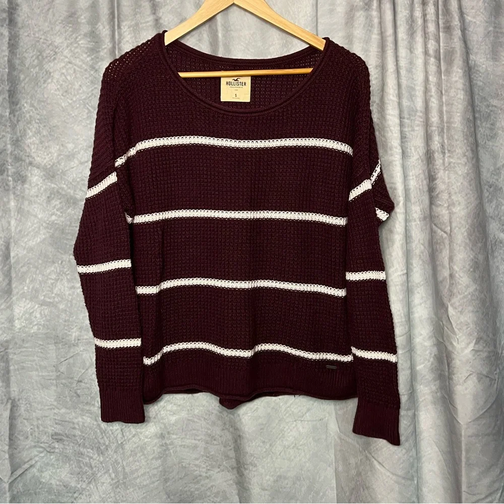 Hollister Burgundy & White Striped Long Sleeve Sweater - size Small - Picture 8 of 9